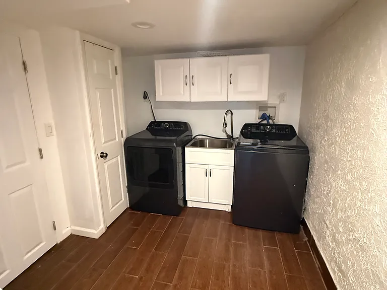 730 Cottage St — Photo 24