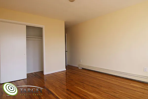 Rented by Target Realty Group | media 4