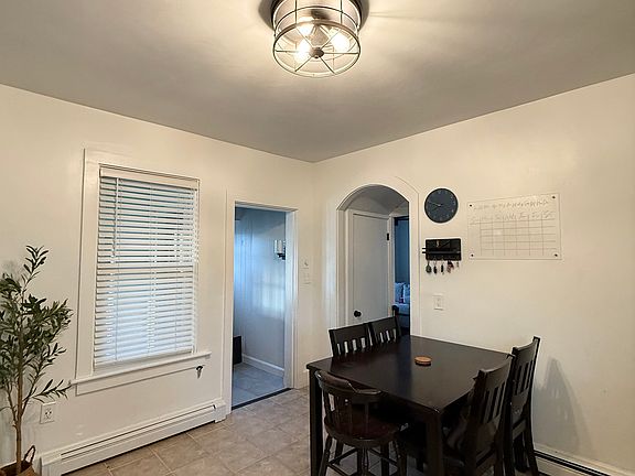 Kitchen/Dining space