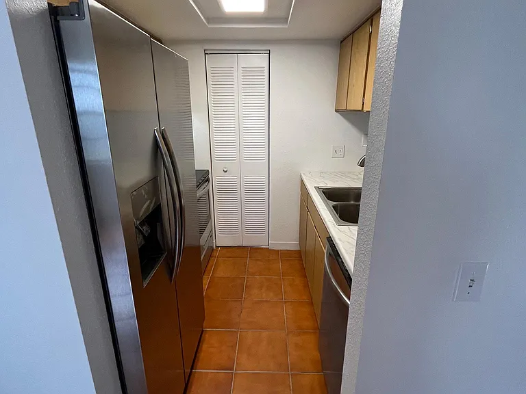 4914 W Gandy Blvd #F103 — Photo 23