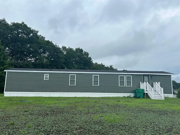 40 Daffodil Hill Lane, Rochester, NH 03868