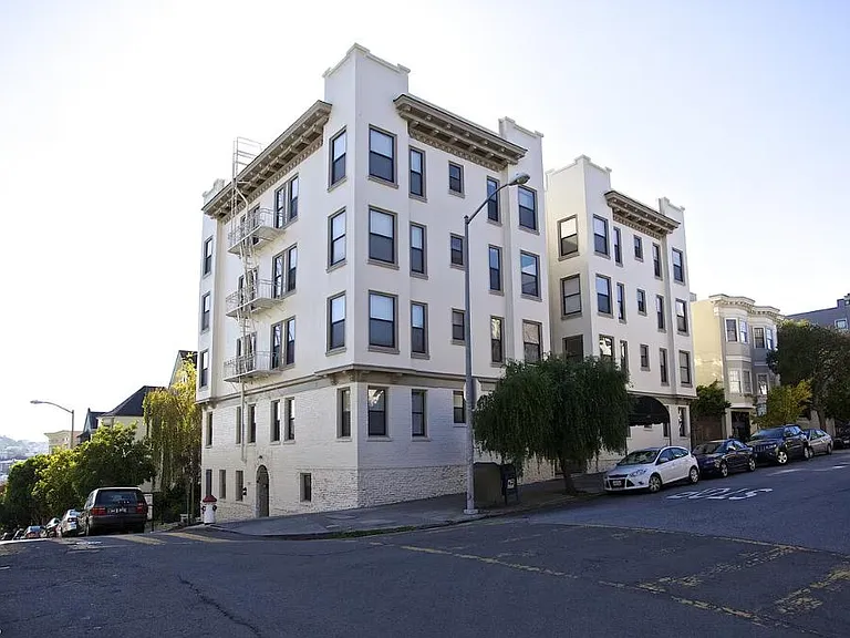 3201 Washington — Photo 21