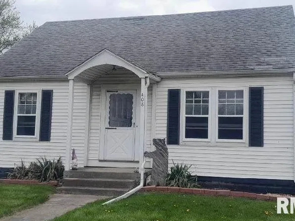 408 N Pine St, Varna, IL 61375
