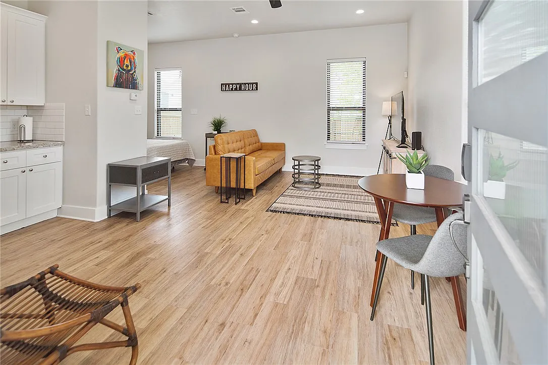1 bed, 437 sqft, $1,250 — Photo 3