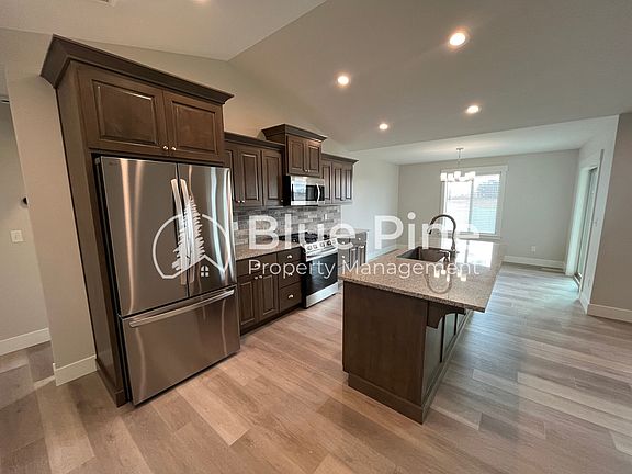 5th image of 185 Galena Summit Dr