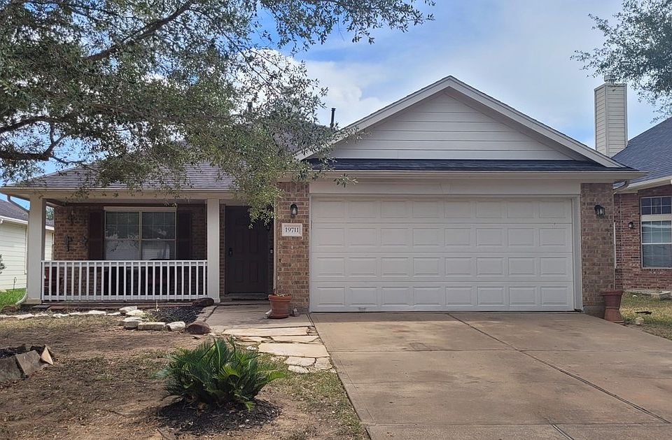 1st image of 19711 Cozy Cabbin Dr