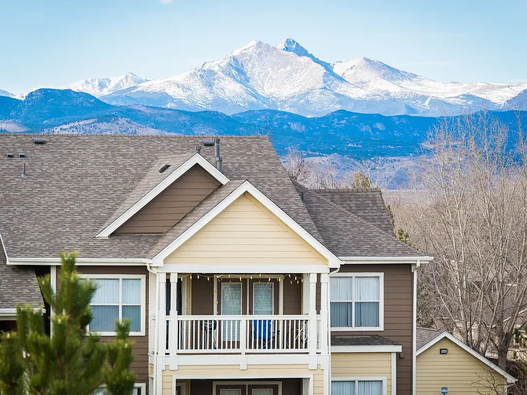 Stonebridge at Twin Peaks | Longmont, Co. Apartments