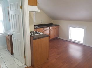 12 Armstrong Ave #3RT, Providence, RI 02903
