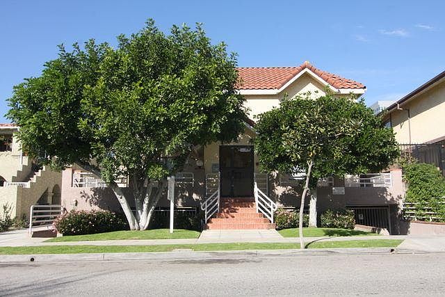 1st image of 355 W Lexington Dr APT 1
