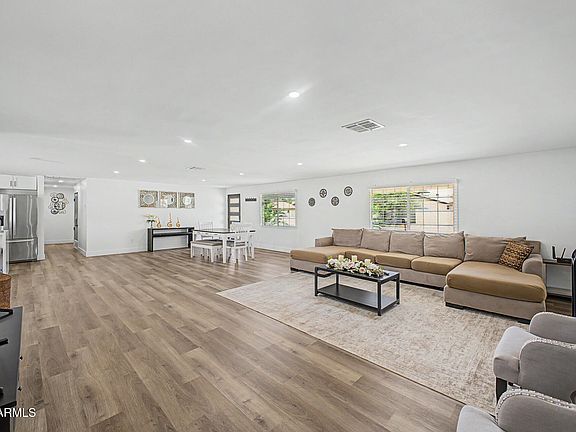 5th image of 13050 N 17TH Avenue