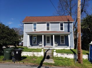 218 Academy Ave NW, Concord, NC 28025