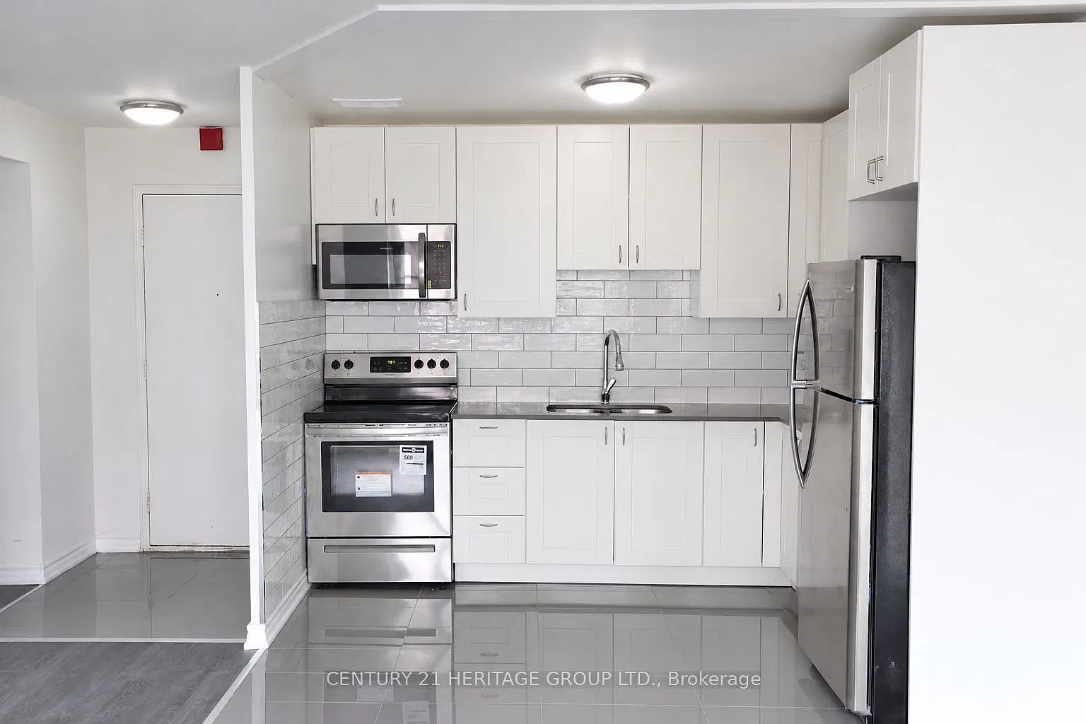 2 bed, $2,249 — Photo 4