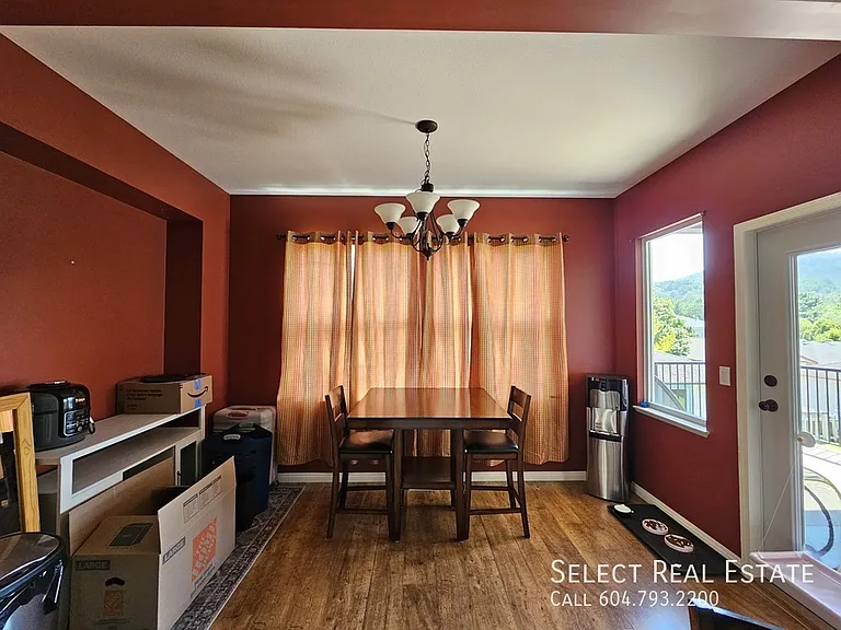 36220 Shadbolt Ave — Photo 7