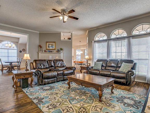 4th image of 7021 Timberlane Dr