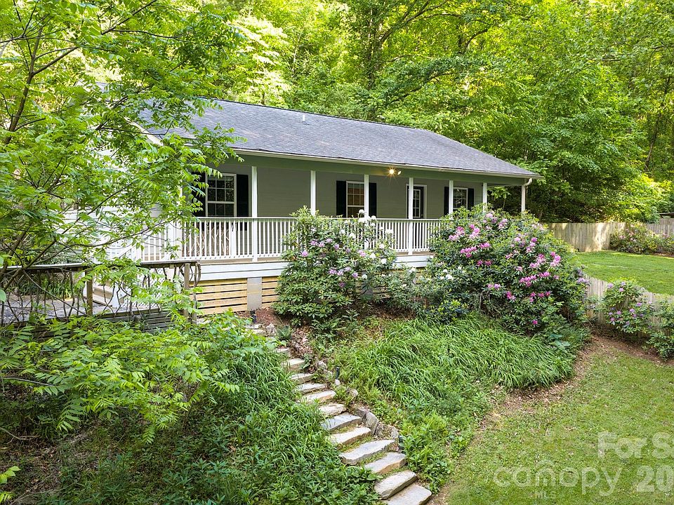 1st image of 30 Lawterdale Cir