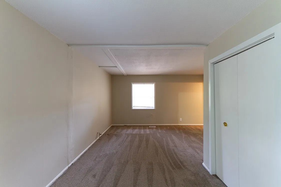 3 bed 1.5 bath. Eastside Indy. Forest Manor Neighborhood — Photo 4
