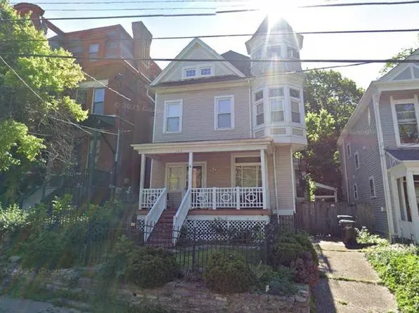 2216 Kemper Ln, Cincinnati, OH 45206