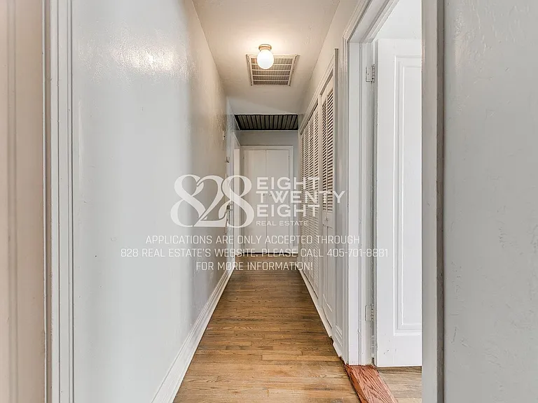 930 Miller Ave — Photo 48