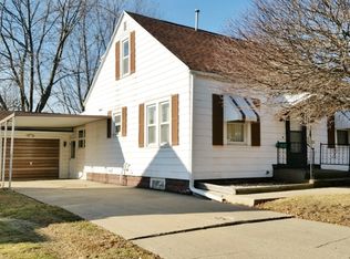 1307 5th Ave, Sterling, IL 61081