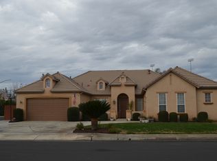 93 W Houston Ave, Clovis, CA 93611