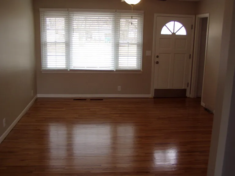 NEW BLINDS AND HARDWOOD FLOORS