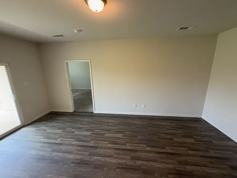 3637 Silver Maple Ln — Photo 11