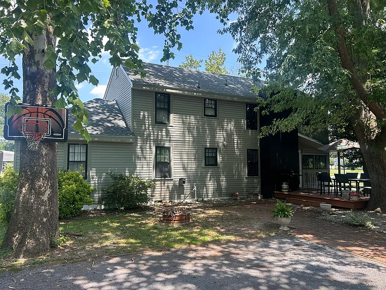 206 Dodd St — Photo 4