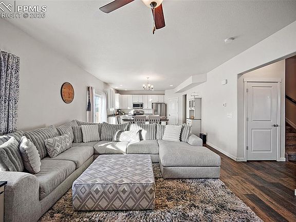 4th image of 2848 Gobi Dr