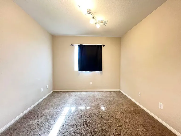 11002 Sardinia Sands Dr — Photo 19