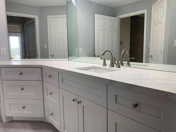 5th image of 2400 McCue Rd APT 438