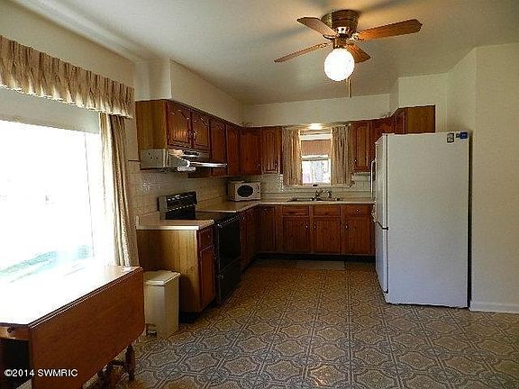 4th image of 106 Sherwood St