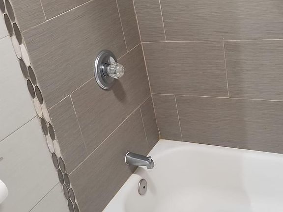 3rd image of 180 Van Horne St #1A
