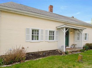 393 E Haddam Moodus Rd, Moodus, CT 06469