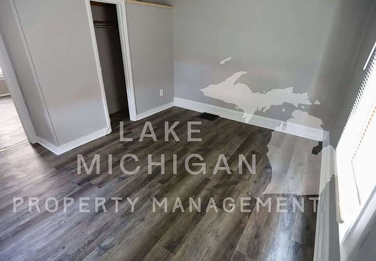 1403 Turner Ave NW #1 — Photo 3