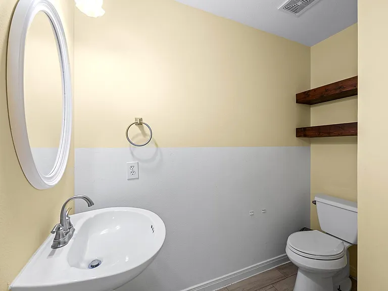 2207 Thistlerock Ln — Photo 20