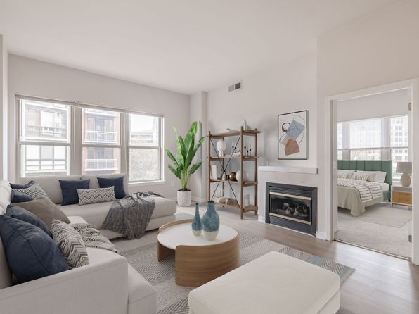 1200 N Herndon St #463