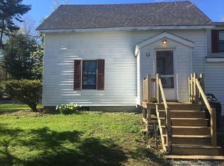 210 Congress St, Belfast, ME 04915