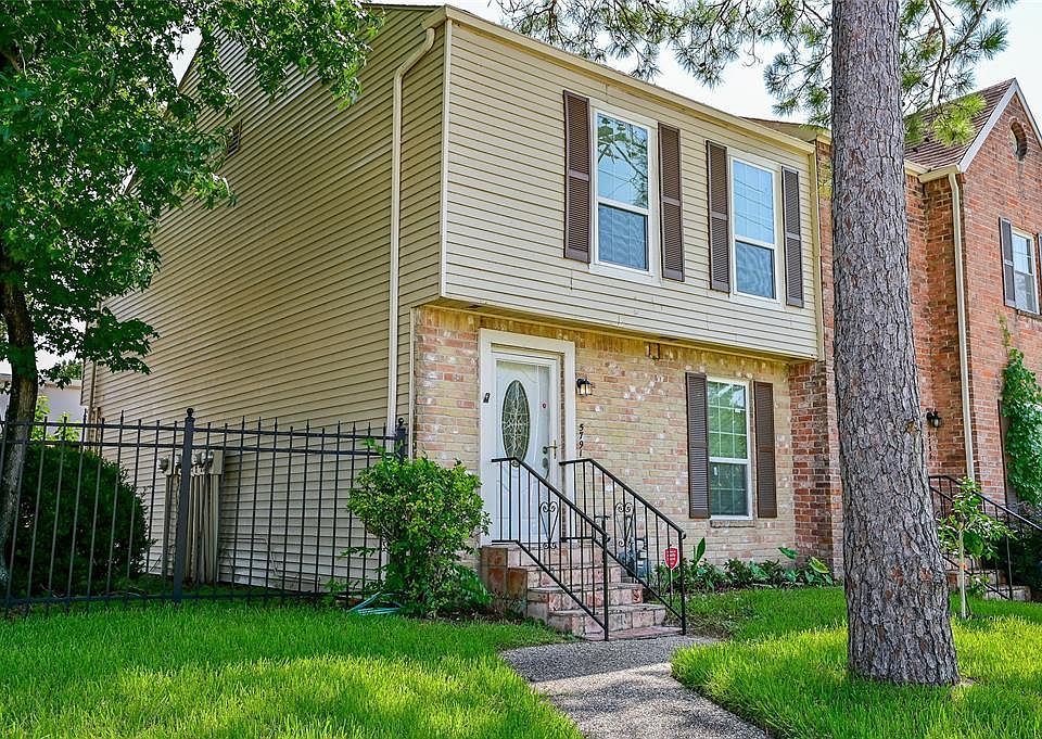 1st image of 5791 Maple Hill Dr