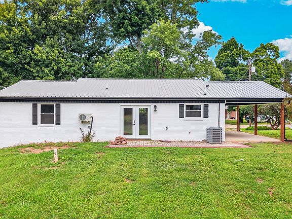 4th image of 6891 Harmony Cir