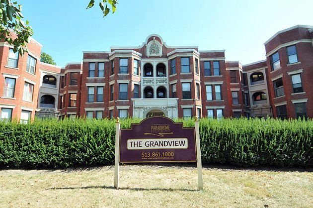 1st image of 2400 Grandview Ave