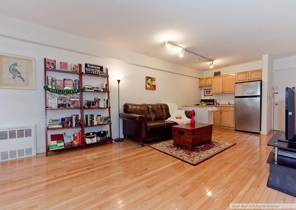1st image of 170 W 23rd St APT 4Y