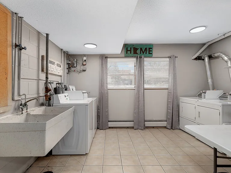 3100 Girard Ave S #309 — Photo 12