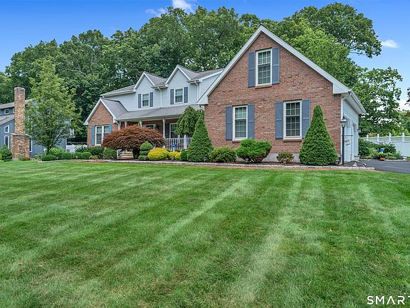 2nd image of 107 Holly Hill Drive