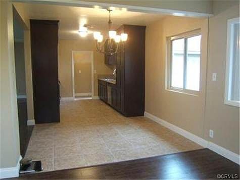 4th image of 524 W Rosewood Ct