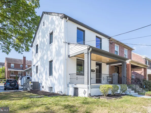 1965 S St SE, Washington, DC 20020