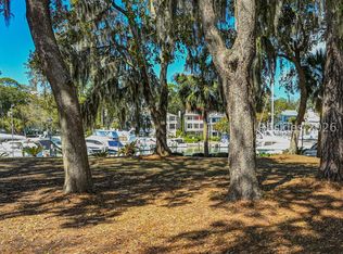 4 Post Mill Rd, Hilton Head Island, SC 29926