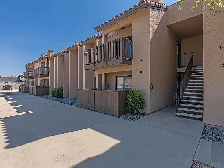 The Vine Apts — Photo 14