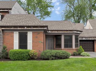 12 Admirals Dr E, Bay Shore, NY 11706