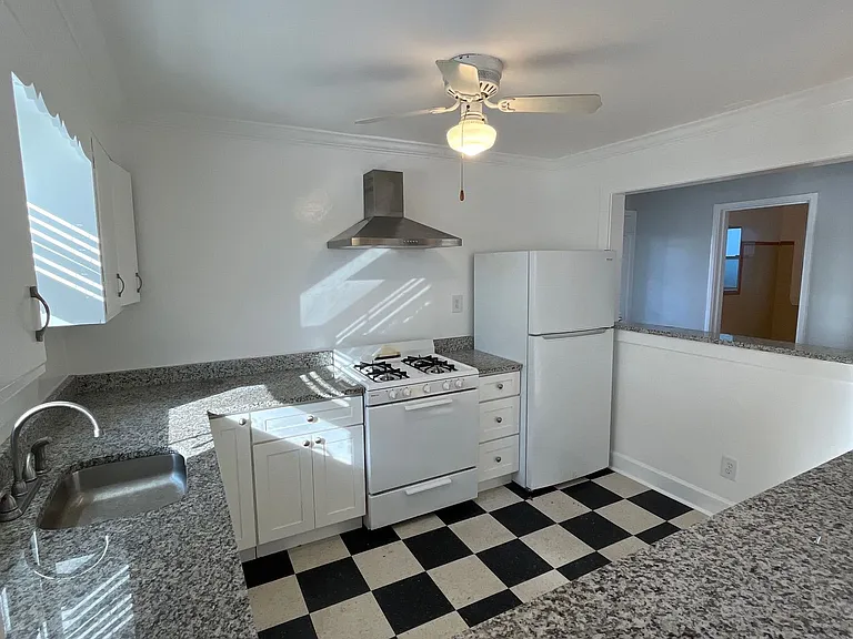 Open floor plan!