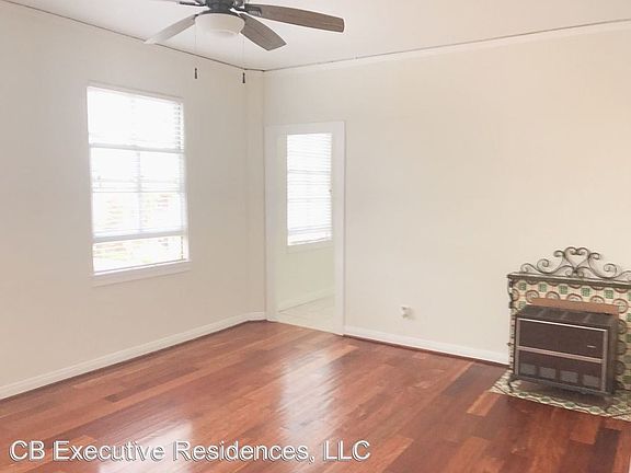 5th image of 229 W 6th St APT 105